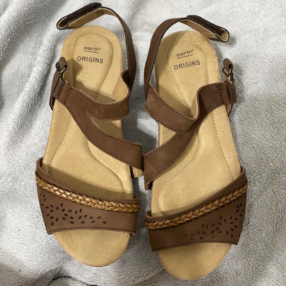 Earth origins sandal wedges